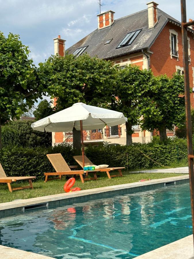 La Grande Maison Lgm Lesches 외부 사진