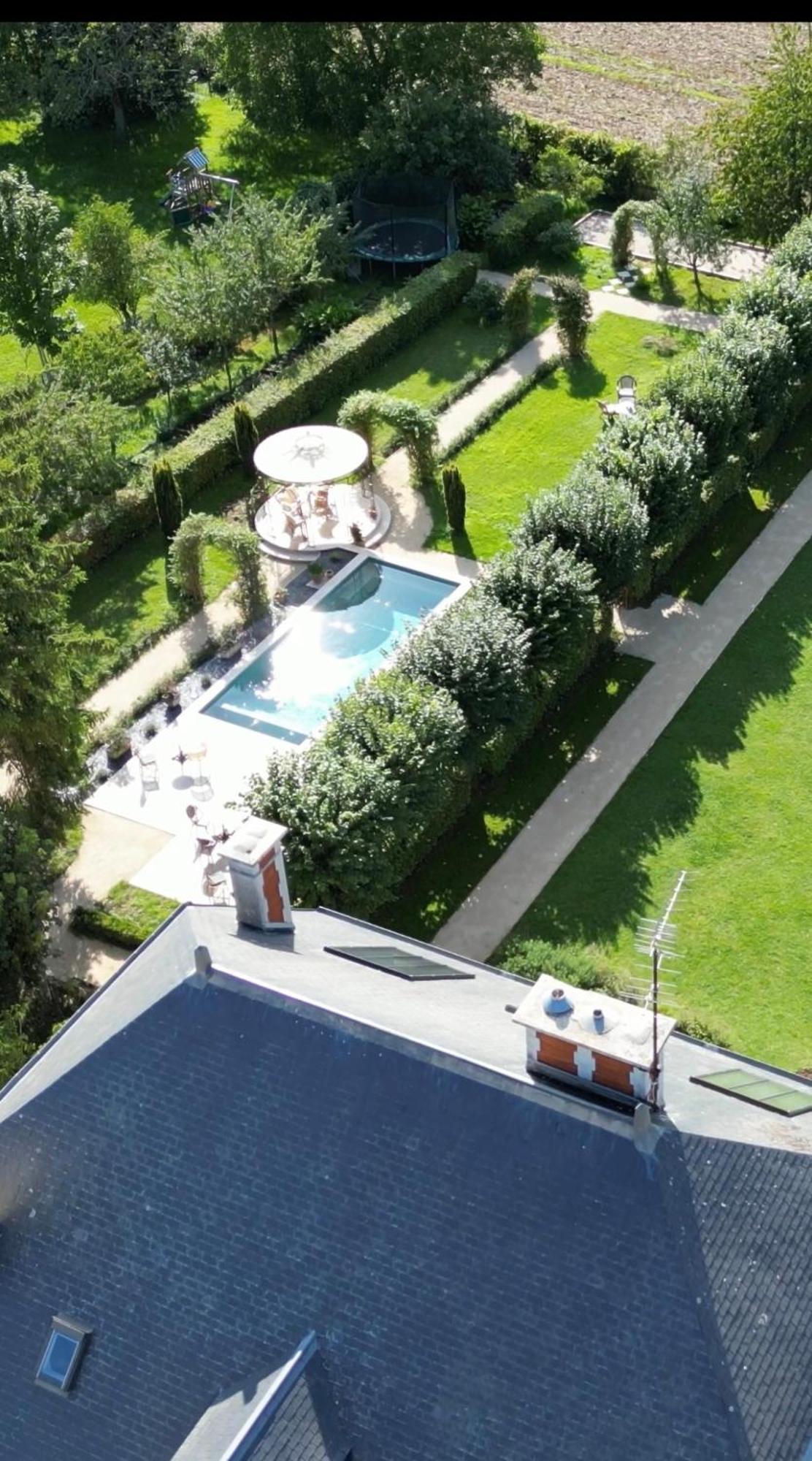 La Grande Maison Lgm Lesches 외부 사진