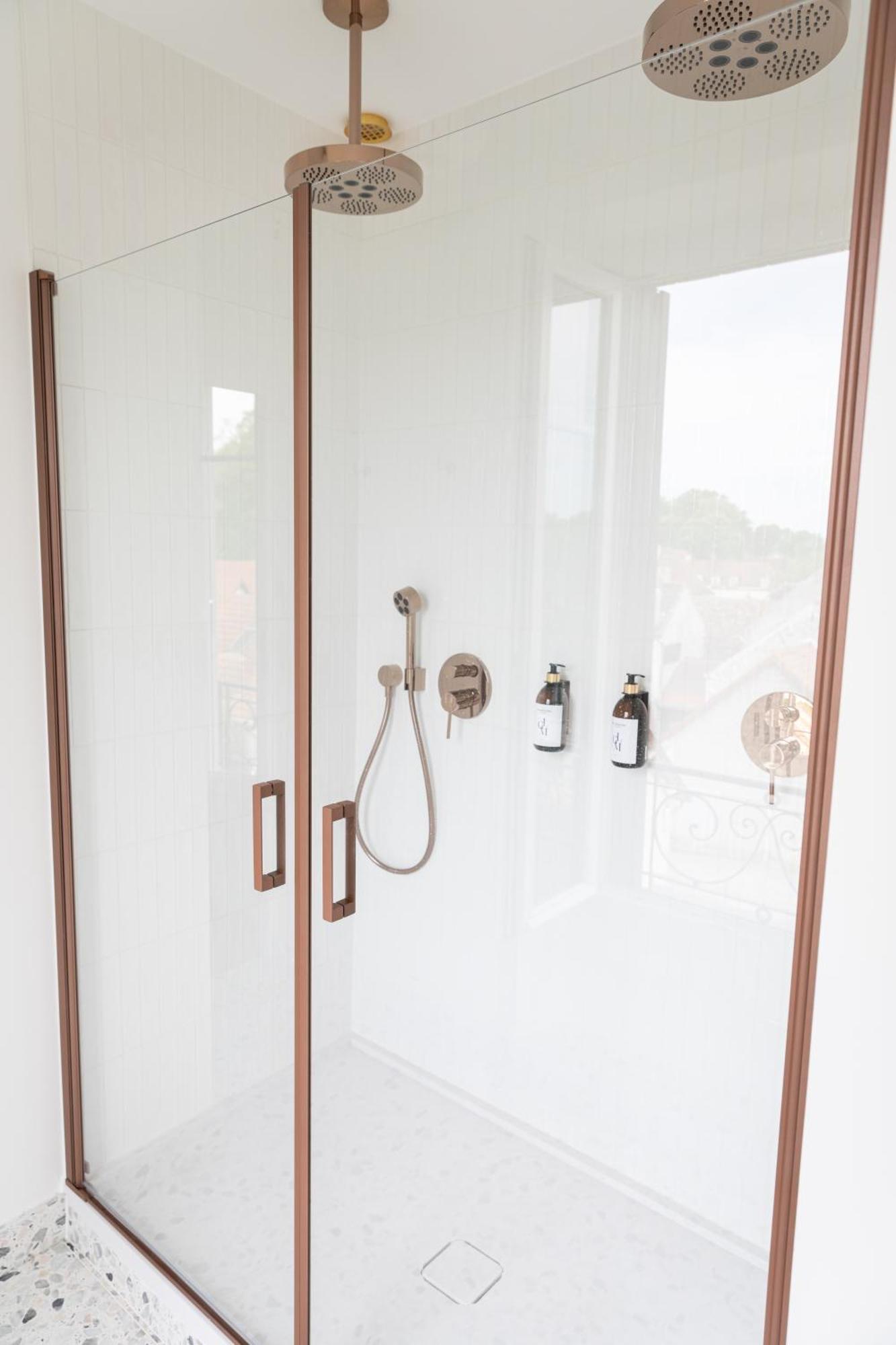 La Grande Maison Lgm Lesches 외부 사진