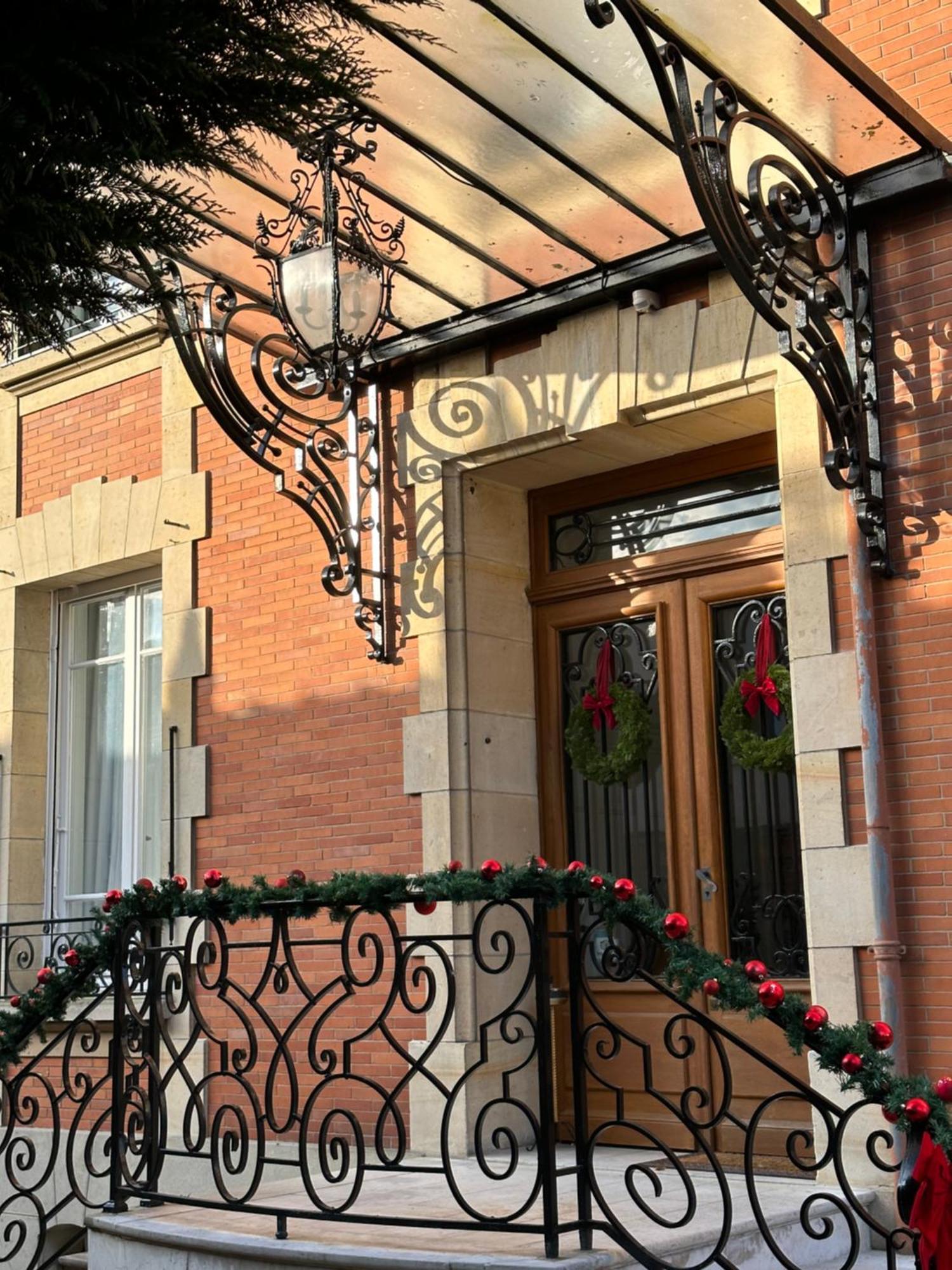 La Grande Maison Lgm Lesches 외부 사진