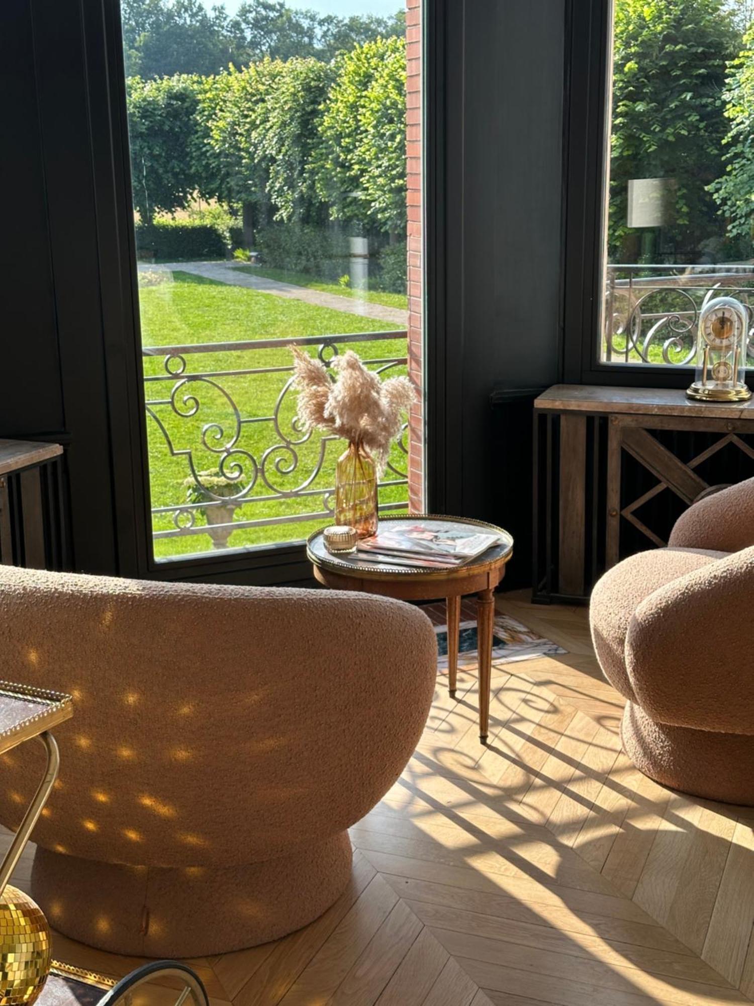 La Grande Maison Lgm Lesches 외부 사진